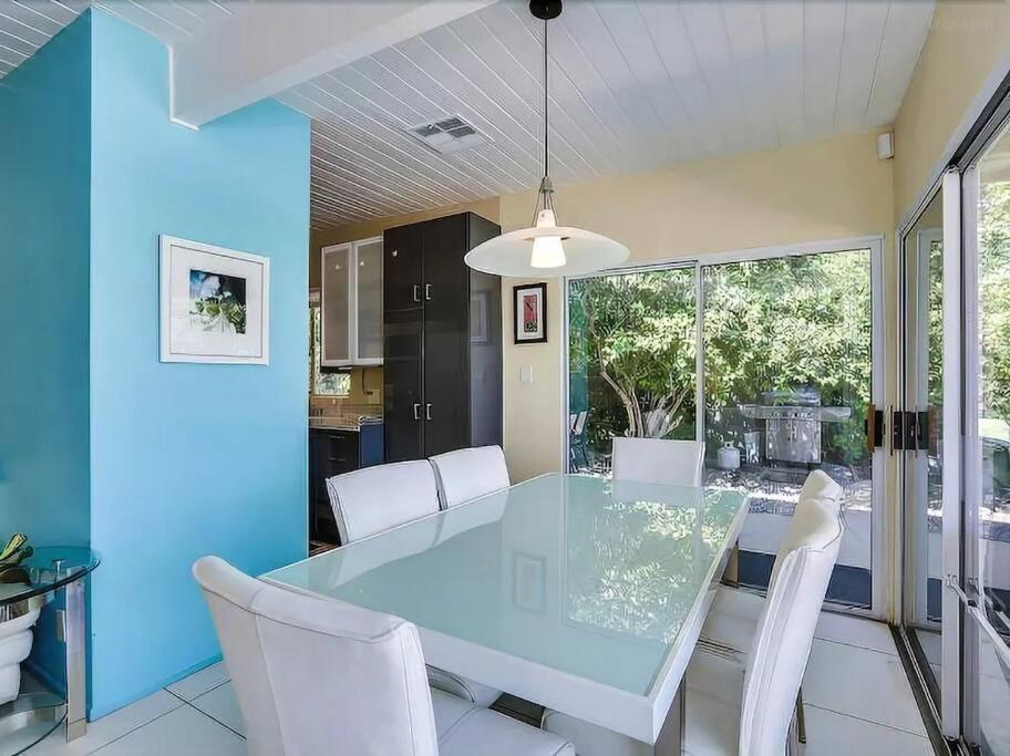 Serene 4 Bed 3 Bath Heated Pool Natural Backyard Heart Of Palm Springs Kültér fotó