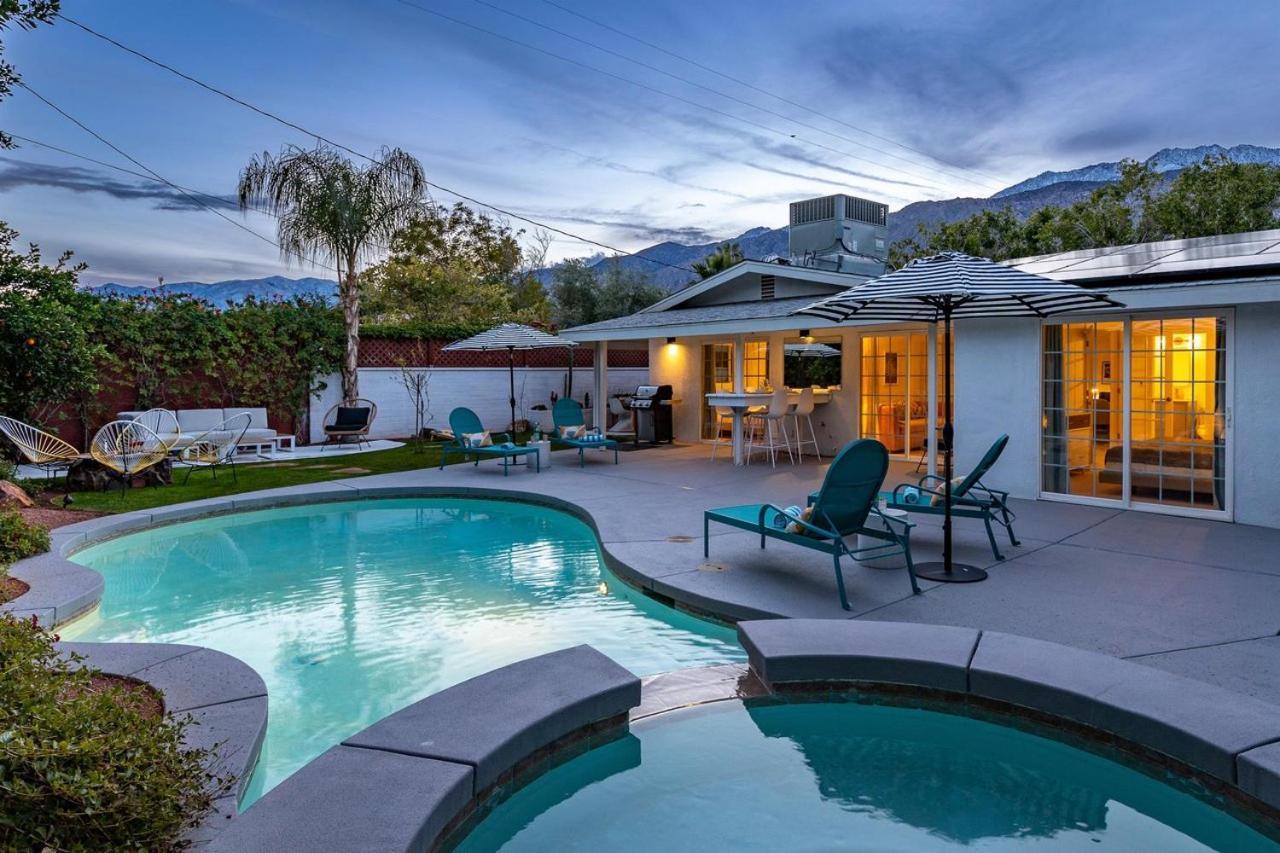 Serene 4 Bed 3 Bath Heated Pool Natural Backyard Heart Of Palm Springs Kültér fotó